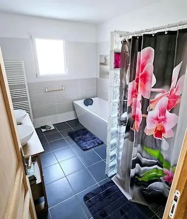 Maison Calme Entre Terre Et