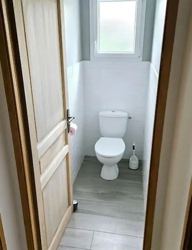 Maison Calme Entre Terre Et Villa